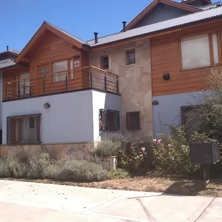 845 Teniente Ramayon San Martin de los Andes Exterior photo